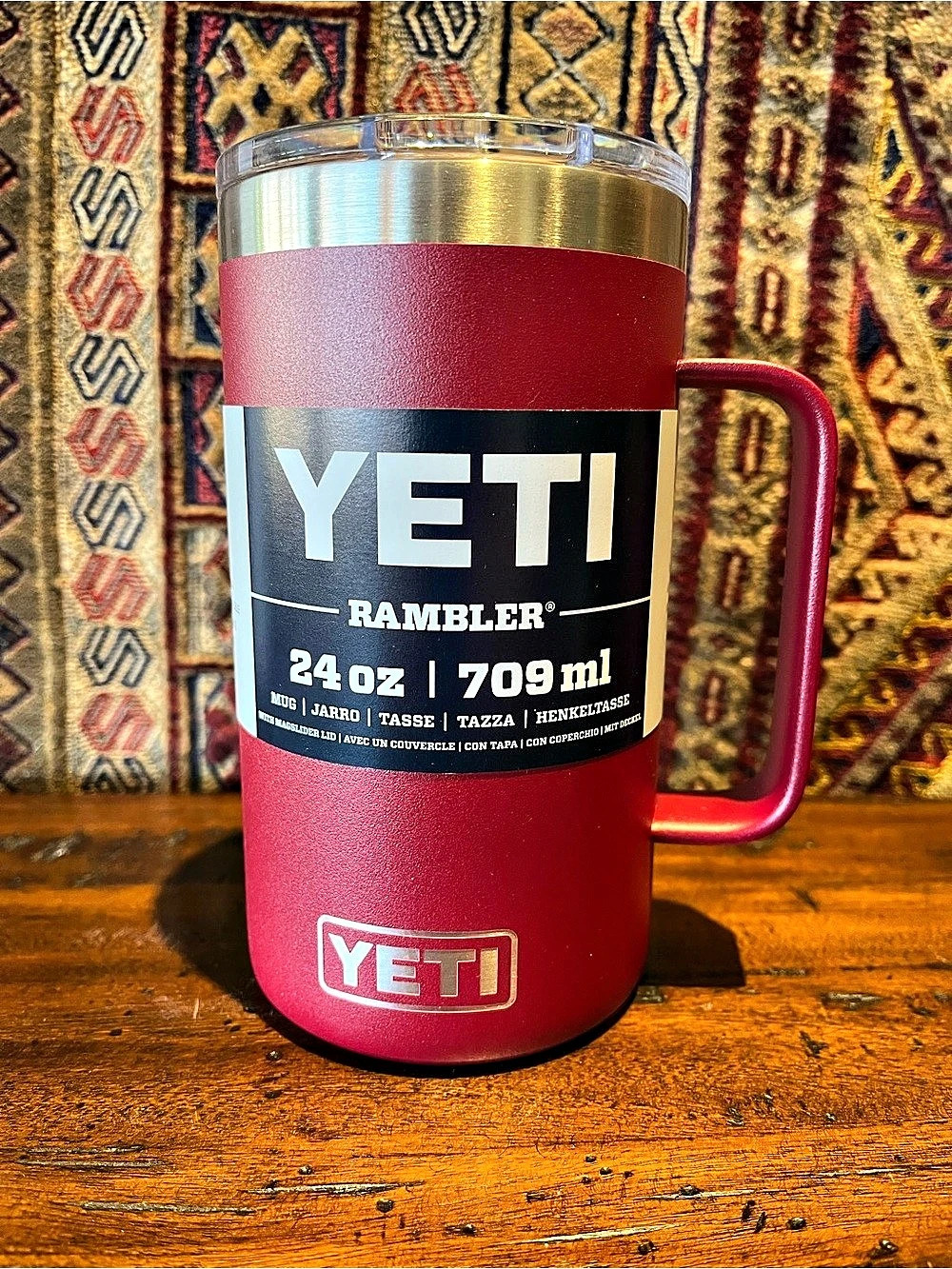 YETI Rambler 24 oz Mug Harvest Red NWT